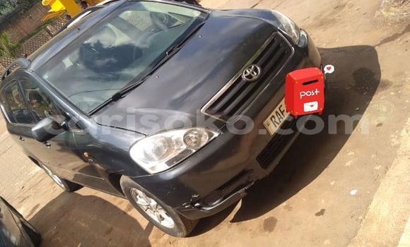 Acheter Occasion Voiture Toyota Avensis Verso Noir à Kigali, Rwanda Acheter Occasion Voiture Toyota Avensis Verso Noir à Kigali, Rwanda