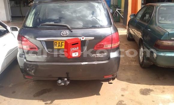 Acheter Occasion Voiture Toyota Avensis Verso Noir à Kigali, Rwanda Acheter Occasion Voiture Toyota Avensis Verso Noir à Kigali, Rwanda