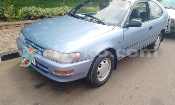 Sayi Na hannu Toyota Corolla Bleu Mota in Kigali a Rwanda Sayi Na hannu Toyota Corolla Bleu Mota in Kigali a Rwanda