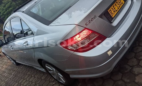 Sayi Na hannu Mercedes-Benz C–Class Gris Mota in Kigali a Rwanda Sayi Na hannu Mercedes-Benz C–Class Gris Mota in Kigali a Rwanda