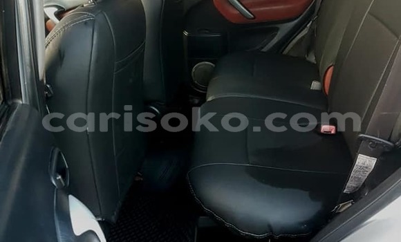 Acheter Occasion Voiture Toyota RAV4 Gris à Kigali, Rwanda Acheter Occasion Voiture Toyota RAV4 Gris à Kigali, Rwanda