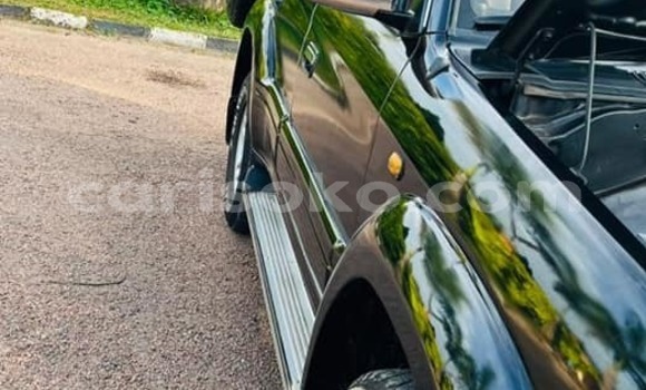 Acheter Occasion Voiture Toyota Land Cruiser Prado Noir à Kigali, Rwanda Acheter Occasion Voiture Toyota Land Cruiser Prado Noir à Kigali, Rwanda