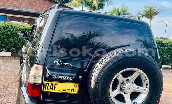 Acheter Occasion Voiture Toyota Land Cruiser Prado Noir à Kigali, Rwanda Acheter Occasion Voiture Toyota Land Cruiser Prado Noir à Kigali, Rwanda