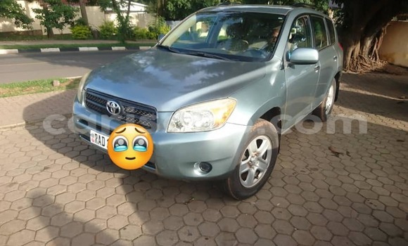 Sayi Na hannu Toyota RAV4 Vert Mota in Kigali a Rwanda Sayi Na hannu Toyota RAV4 Vert Mota in Kigali a Rwanda