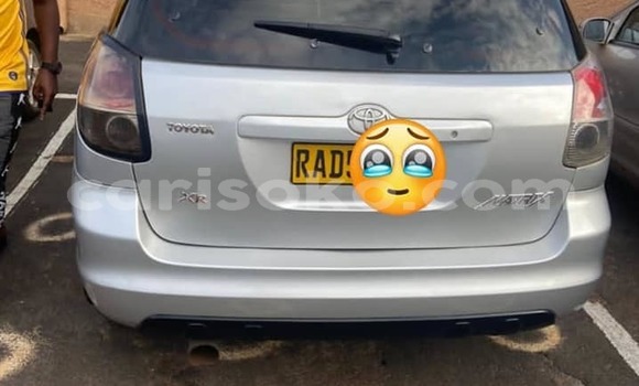 Acheter Occasion Voiture Toyota Matrix Gris à Kigali, Rwanda Acheter Occasion Voiture Toyota Matrix Gris à Kigali, Rwanda