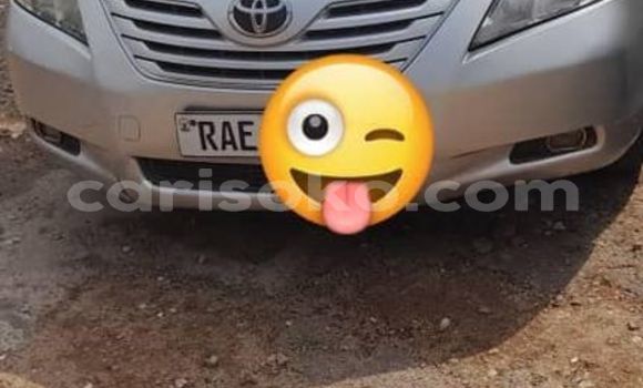 Acheter Occasion Voiture Toyota Camry Gris à Kigali, Rwanda Acheter Occasion Voiture Toyota Camry Gris à Kigali, Rwanda