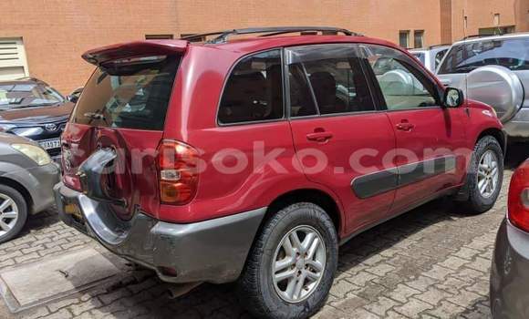 Acheter Occasion Voiture Toyota RAV4 Rouge à Kigali, Rwanda Acheter Occasion Voiture Toyota RAV4 Rouge à Kigali, Rwanda