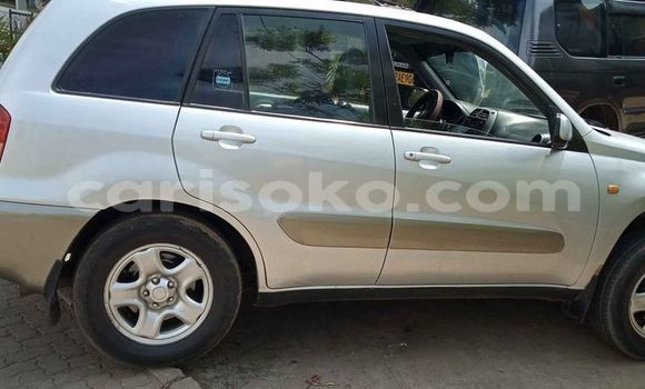Sayi Na hannu Toyota RAV4 Gris Mota in Kigali a Rwanda Sayi Na hannu Toyota RAV4 Gris Mota in Kigali a Rwanda