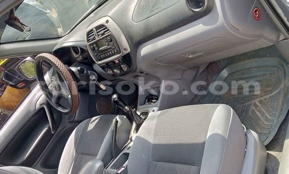 Sayi Na hannu Toyota RAV4 Gris Mota in Kigali a Rwanda Sayi Na hannu Toyota RAV4 Gris Mota in Kigali a Rwanda