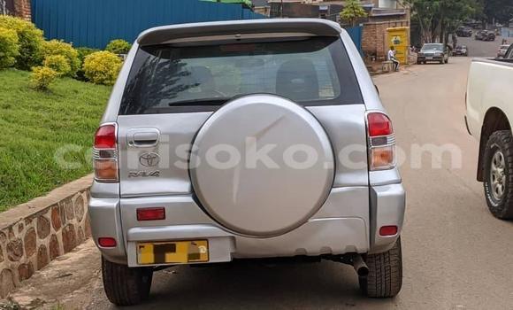 Sayi Na hannu Toyota RAV4 Gris Mota in Kigali a Rwanda Sayi Na hannu Toyota RAV4 Gris Mota in Kigali a Rwanda