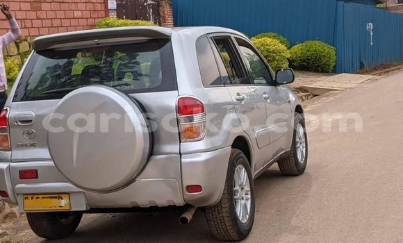 Sayi Na hannu Toyota RAV4 Gris Mota in Kigali a Rwanda Sayi Na hannu Toyota RAV4 Gris Mota in Kigali a Rwanda