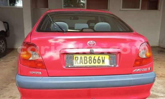 Sayi Na hannu Toyota Avensis Rouge Mota in Kigali a Rwanda Sayi Na hannu Toyota Avensis Rouge Mota in Kigali a Rwanda