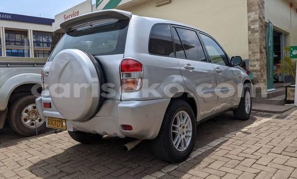 Acheter Occasion Voiture Toyota RAV4 Gris à Kigali, Rwanda Acheter Occasion Voiture Toyota RAV4 Gris à Kigali, Rwanda