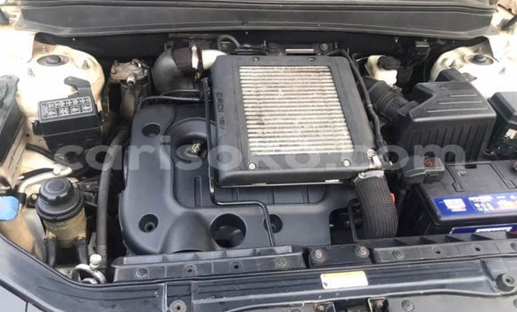 Acheter Occasion Voiture Hyundai Santa Fe Blanc à Kigali, Rwanda Acheter Occasion Voiture Hyundai Santa Fe Blanc à Kigali, Rwanda