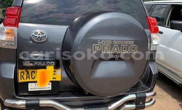 Sayi Na hannu Toyota Land Cruiser Noir Mota in Kigali a Rwanda Sayi Na hannu Toyota Land Cruiser Noir Mota in Kigali a Rwanda