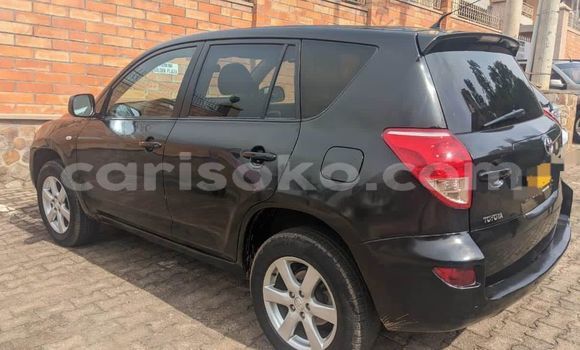 Sayi Na hannu Toyota RAV4 Noir Mota in Nyagatare a Rwanda Sayi Na hannu Toyota RAV4 Noir Mota in Nyagatare a Rwanda