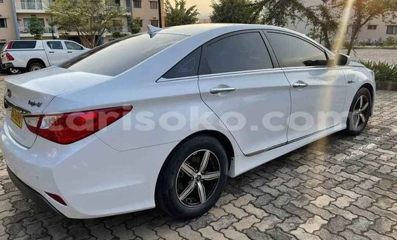 Acheter Occasion Voiture Hyundai Sonata Blanc à Kigali, Rwanda Acheter Occasion Voiture Hyundai Sonata Blanc à Kigali, Rwanda
