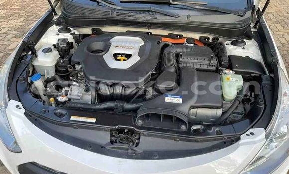 Acheter Occasion Voiture Hyundai Sonata Blanc à Kigali, Rwanda Acheter Occasion Voiture Hyundai Sonata Blanc à Kigali, Rwanda