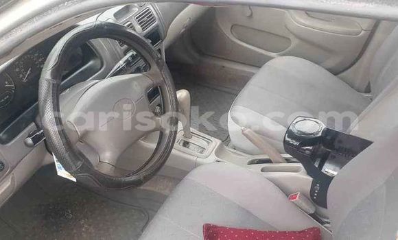 Acheter Occasion Voiture Toyota Corolla Gris à Kigali, Rwanda Acheter Occasion Voiture Toyota Corolla Gris à Kigali, Rwanda