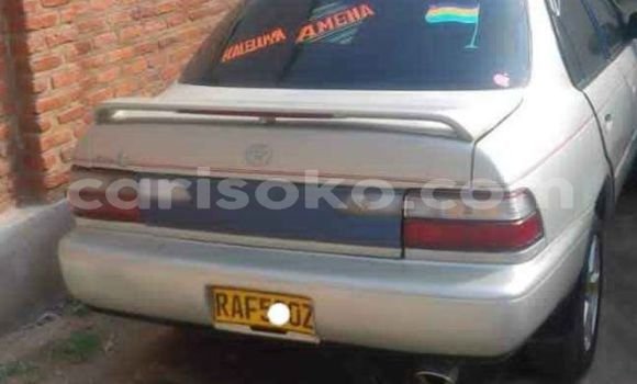 Acheter Occasion Voiture Toyota Corolla Gris à Kigali, Rwanda Acheter Occasion Voiture Toyota Corolla Gris à Kigali, Rwanda