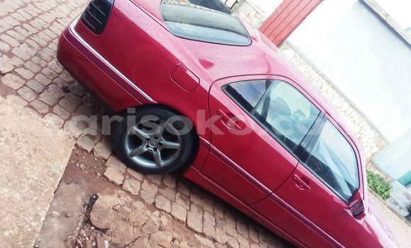 Acheter Occasion Voiture Mercedes-Benz C–Class Rouge à Kigali, Rwanda Acheter Occasion Voiture Mercedes-Benz C–Class Rouge à Kigali, Rwanda