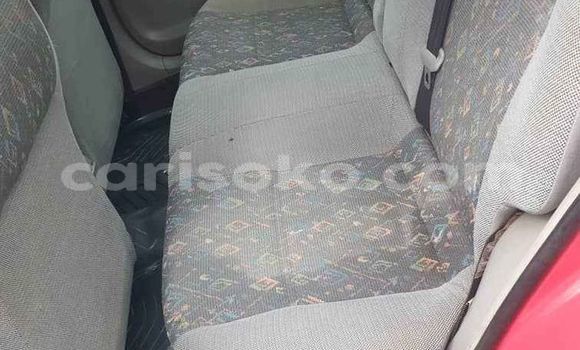 Acheter Occasion Voiture Toyota Corolla Rouge à Kigali, Rwanda Acheter Occasion Voiture Toyota Corolla Rouge à Kigali, Rwanda