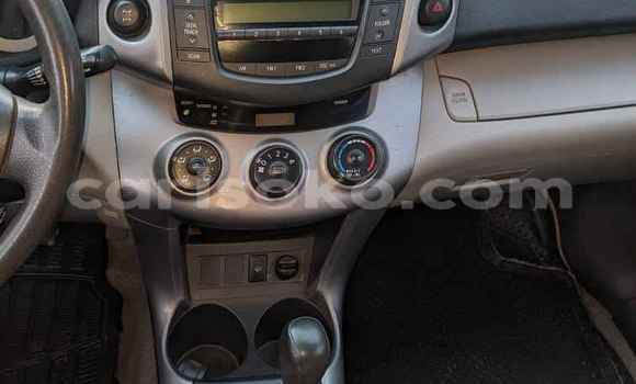 Acheter Occasion Voiture Toyota RAV4 Blanc à Kigali, Rwanda Acheter Occasion Voiture Toyota RAV4 Blanc à Kigali, Rwanda