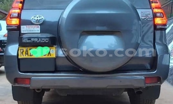 Sayi Na hannu Toyota Land Cruiser Autre Mota in Kigali a Rwanda Sayi Na hannu Toyota Land Cruiser Autre Mota in Kigali a Rwanda