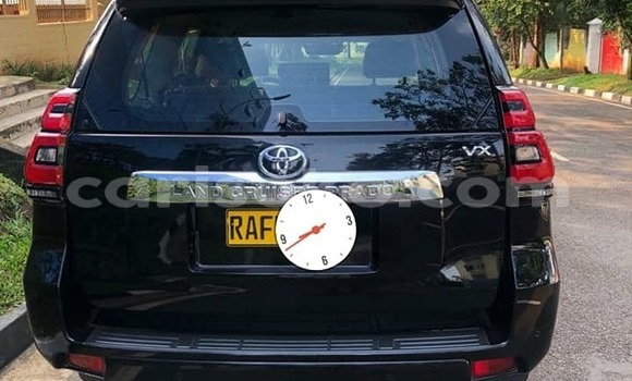 Sayi Na hannu Toyota Land Cruiser Noir Mota in Kigali a Rwanda Sayi Na hannu Toyota Land Cruiser Noir Mota in Kigali a Rwanda