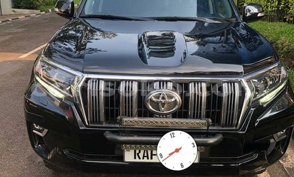 Sayi Na hannu Toyota Land Cruiser Noir Mota in Kigali a Rwanda Sayi Na hannu Toyota Land Cruiser Noir Mota in Kigali a Rwanda