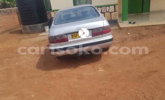 Sayi Na hannu Toyota Carina Gris Mota in Kigali a Rwanda Sayi Na hannu Toyota Carina Gris Mota in Kigali a Rwanda