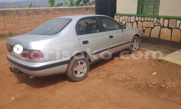 Sayi Na hannu Toyota Carina Gris Mota in Kigali a Rwanda Sayi Na hannu Toyota Carina Gris Mota in Kigali a Rwanda