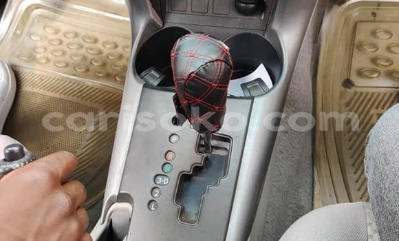Sayi Na hannu Toyota RAV4 Gris Mota in Kigali a Rwanda Sayi Na hannu Toyota RAV4 Gris Mota in Kigali a Rwanda