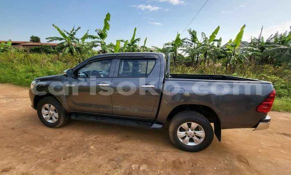 Sayi Na hannu Toyota Hiluxe VIGO Autre Mota in Kigali a Rwanda Sayi Na hannu Toyota Hiluxe VIGO Autre Mota in Kigali a Rwanda