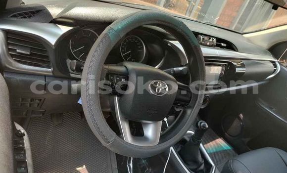 Sayi Na hannu Toyota Hiluxe VIGO Autre Mota in Kigali a Rwanda Sayi Na hannu Toyota Hiluxe VIGO Autre Mota in Kigali a Rwanda