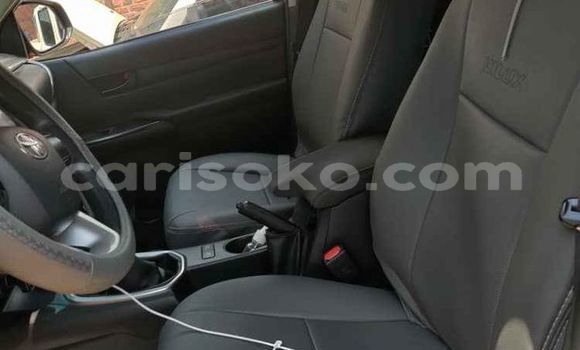 Sayi Na hannu Toyota Hiluxe VIGO Autre Mota in Kigali a Rwanda Sayi Na hannu Toyota Hiluxe VIGO Autre Mota in Kigali a Rwanda
