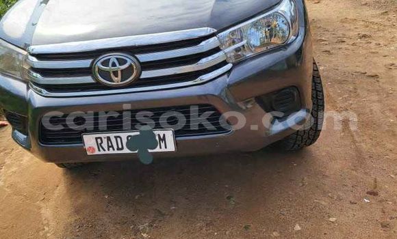 Sayi Na hannu Toyota Hiluxe VIGO Autre Mota in Kigali a Rwanda Sayi Na hannu Toyota Hiluxe VIGO Autre Mota in Kigali a Rwanda