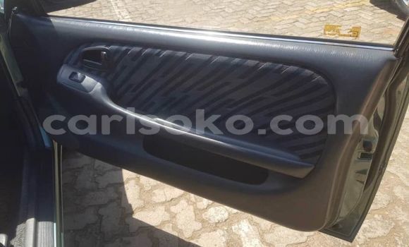 Acheter Occasion Voiture Toyota Corolla Bleu à Kigali, Rwanda Acheter Occasion Voiture Toyota Corolla Bleu à Kigali, Rwanda