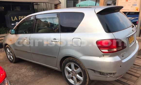 Acheter Occasion Voiture Toyota Ipsum Gris à Kigali, Rwanda Acheter Occasion Voiture Toyota Ipsum Gris à Kigali, Rwanda