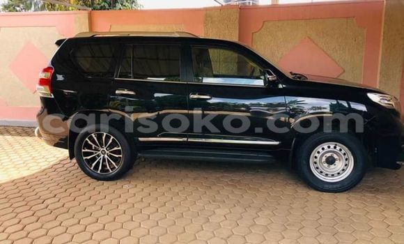 Acheter Occasion Voiture Toyota Land Cruiser Noir à Kigali, Rwanda Acheter Occasion Voiture Toyota Land Cruiser Noir à Kigali, Rwanda