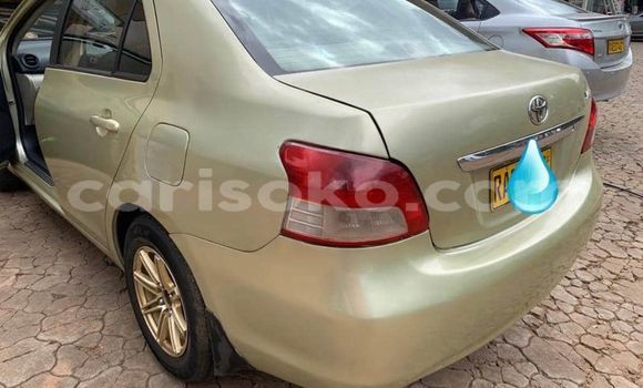 Acheter Occasion Voiture Toyota Yaris Marron à Kigali, Rwanda Acheter Occasion Voiture Toyota Yaris Marron à Kigali, Rwanda