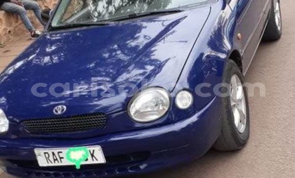 Acheter Occasion Voiture Toyota Corolla Bleu à Kigali, Rwanda Acheter Occasion Voiture Toyota Corolla Bleu à Kigali, Rwanda