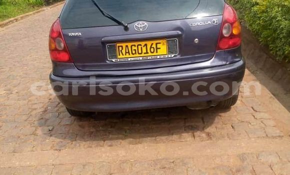 Acheter Occasion Voiture Toyota Corolla Bleu à Kigali, Rwanda Acheter Occasion Voiture Toyota Corolla Bleu à Kigali, Rwanda