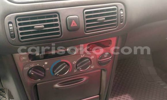 Acheter Occasion Voiture Toyota Corolla Bleu à Kigali, Rwanda Acheter Occasion Voiture Toyota Corolla Bleu à Kigali, Rwanda