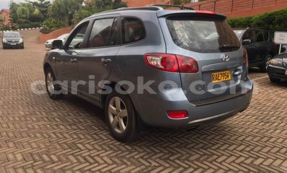 Acheter Occasion Voiture Hyundai Santa Fe Bleu à Kigali, Rwanda Acheter Occasion Voiture Hyundai Santa Fe Bleu à Kigali, Rwanda