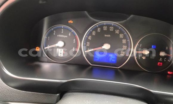 Acheter Occasion Voiture Hyundai Santa Fe Bleu à Kigali, Rwanda Acheter Occasion Voiture Hyundai Santa Fe Bleu à Kigali, Rwanda