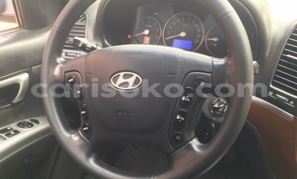 Acheter Occasion Voiture Hyundai Santa Fe Bleu à Kigali, Rwanda Acheter Occasion Voiture Hyundai Santa Fe Bleu à Kigali, Rwanda