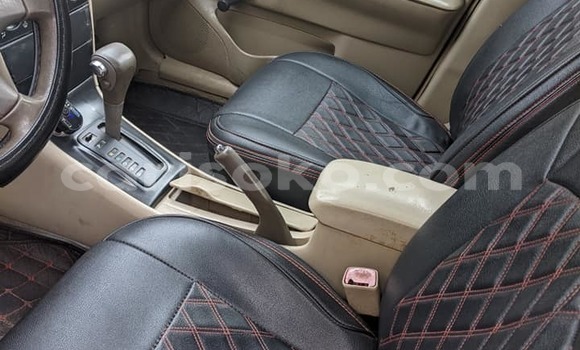 Sayi Na hannu Toyota Corolla Noir Mota in Kigali a Rwanda Sayi Na hannu Toyota Corolla Noir Mota in Kigali a Rwanda