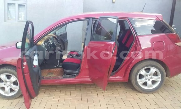 Sayi Na hannu Toyota Matrix Rouge Mota in Kigali a Rwanda Sayi Na hannu Toyota Matrix Rouge Mota in Kigali a Rwanda