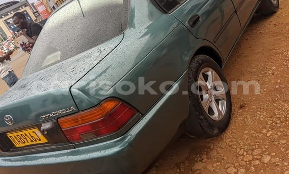 Sayi Na hannu Toyota Corolla Vert Mota in Kigali a Rwanda Sayi Na hannu Toyota Corolla Vert Mota in Kigali a Rwanda